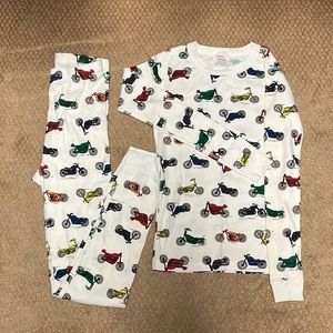 Hanna Anderson NWOT pajamas